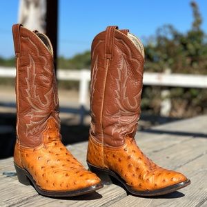 Full Quill Ostrich Dan Post boots women’s 7.5